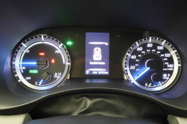 2022 Toyota Highlander LE photo 12