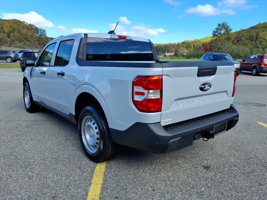 2025 Ford Maverick XL photo 3