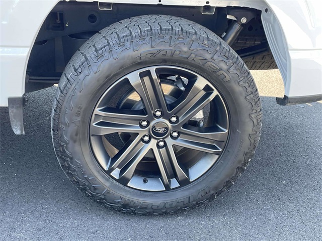 2022 Ford F-150 Lariat photo 24