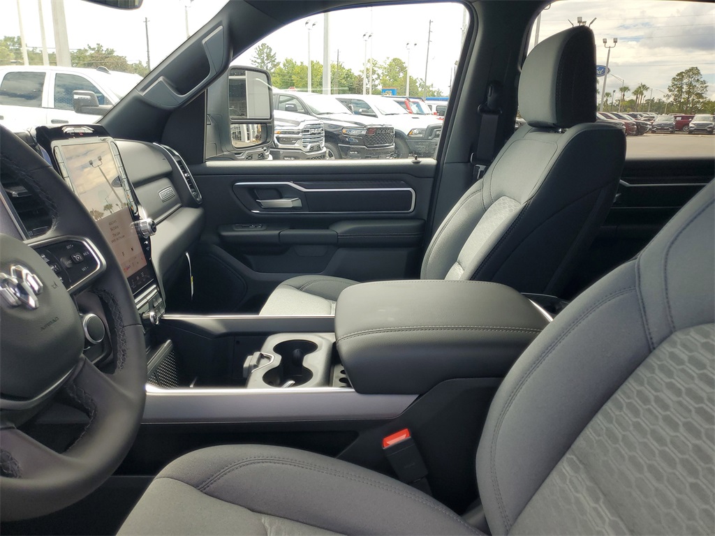 2025 Ram 1500 Big Horn Lone Star photo 8