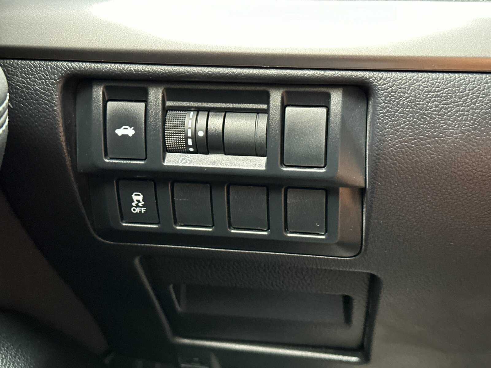 2017 Subaru Legacy 2.5i photo 26