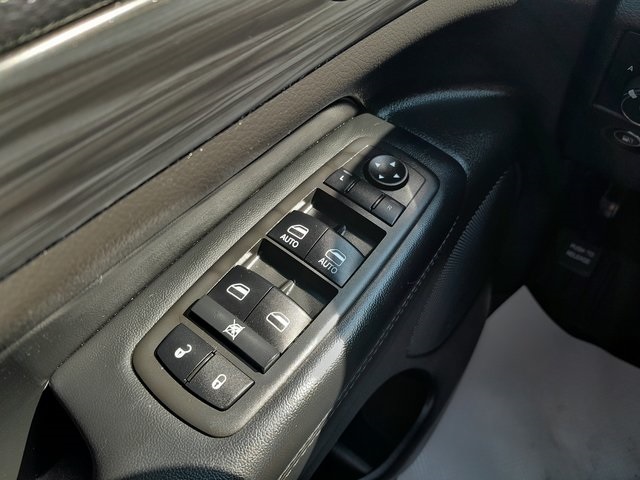 2021 Jeep Grand Cherokee Laredo X photo 35