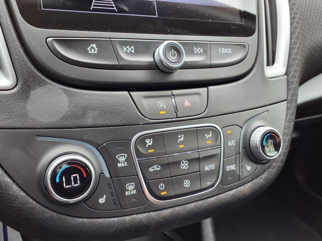 2025 Chevrolet Malibu 1LT photo 12