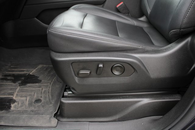 2023 Chevrolet Tahoe Z71 photo 2