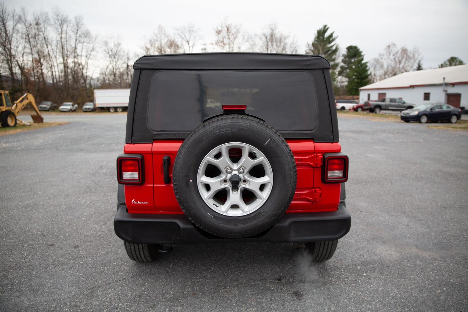 2021 Jeep Wrangler Unlimited Rubicon High Tide photo 3