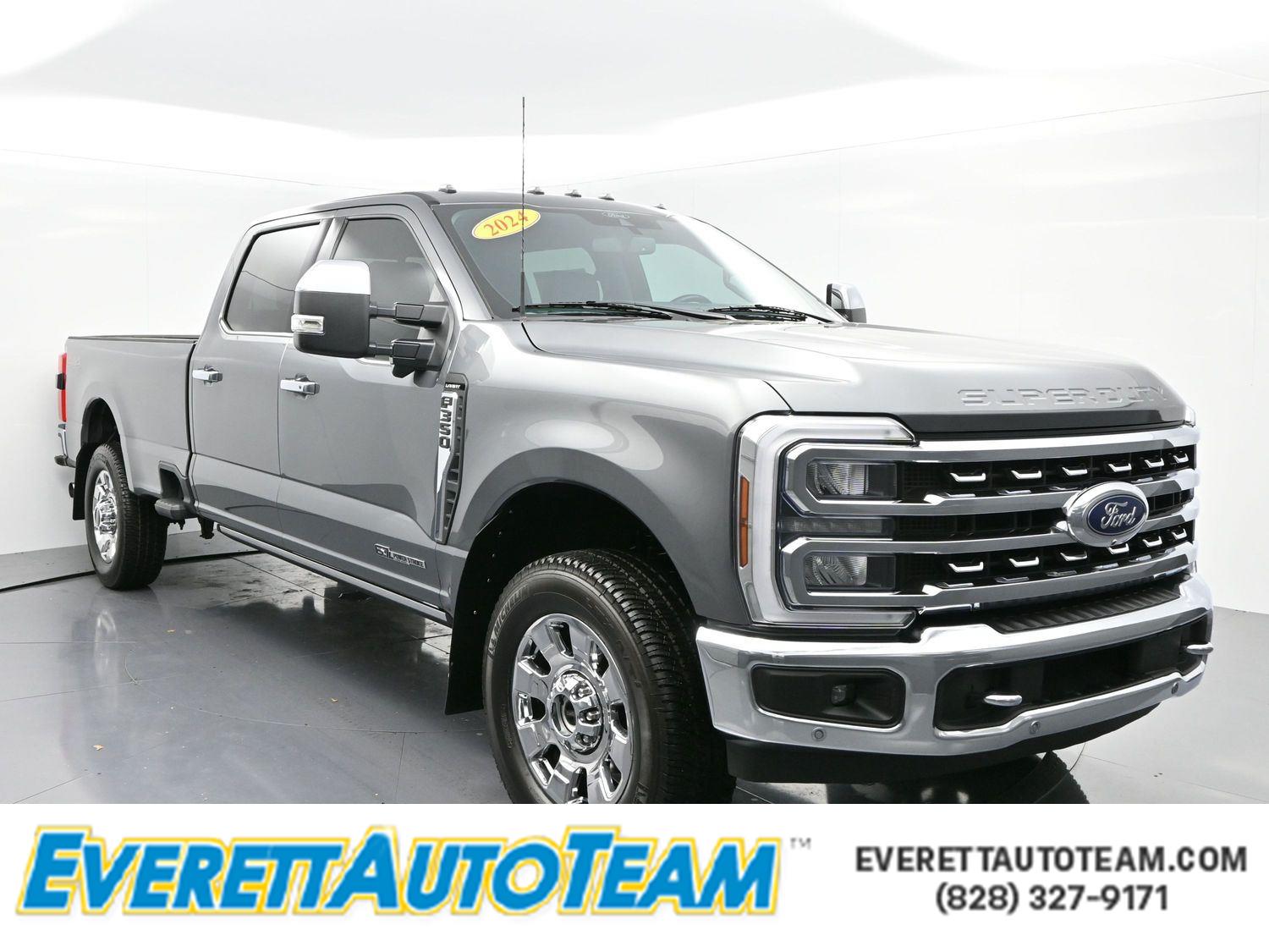 2024 Ford F-350 Super Duty Lariat's photo