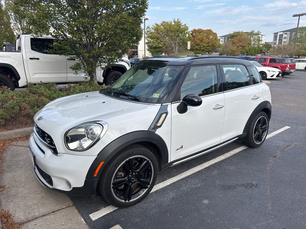 2015 Mini Countryman ALL4 S photo 4