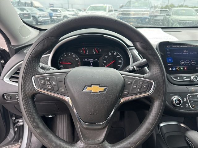 2024 Chevrolet Malibu 1LT photo 8