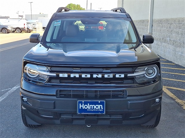 2023 Ford Bronco Sport Outer Banks photo 2