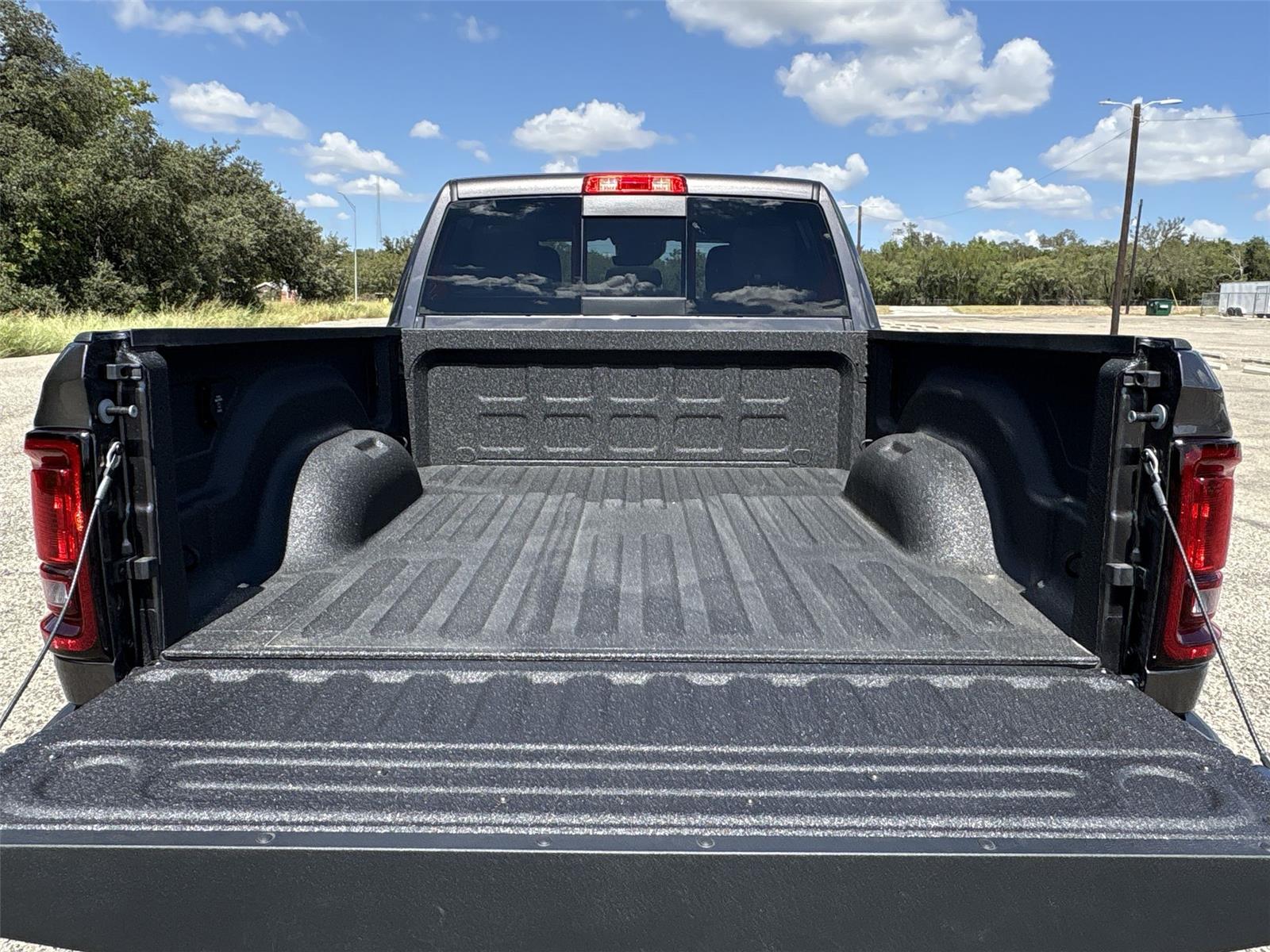 2026 Ram 2500 Tradesman photo 26