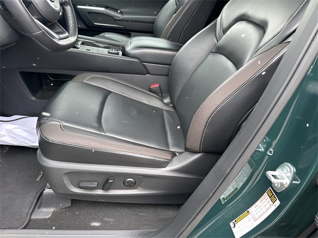 2023 Nissan Pathfinder SL photo 8