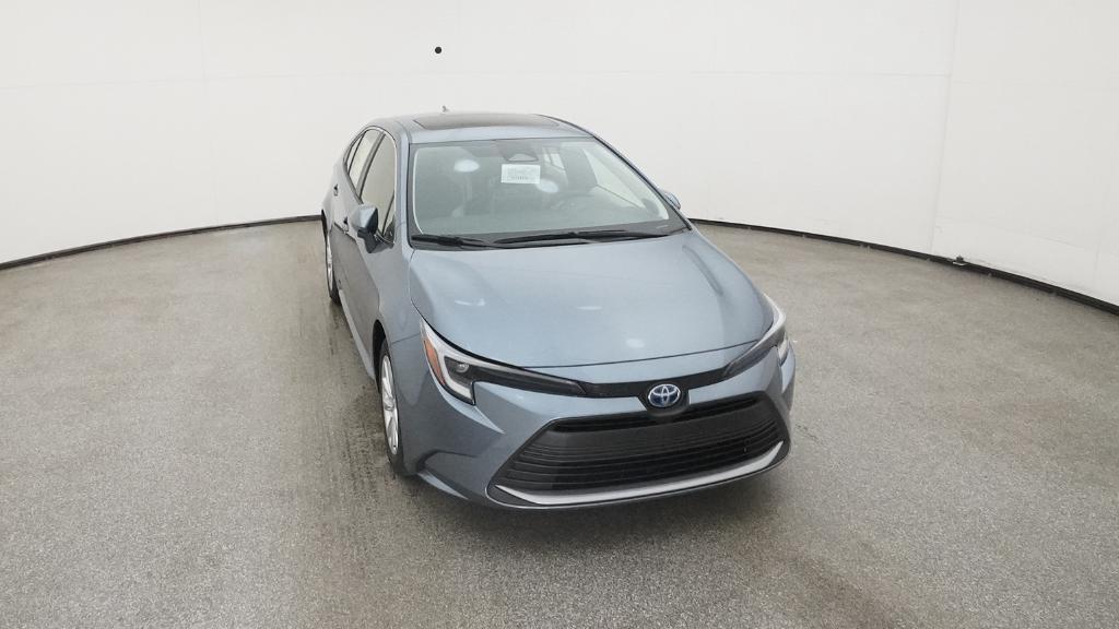 2025 Toyota Corolla Hybrid XLE photo 32