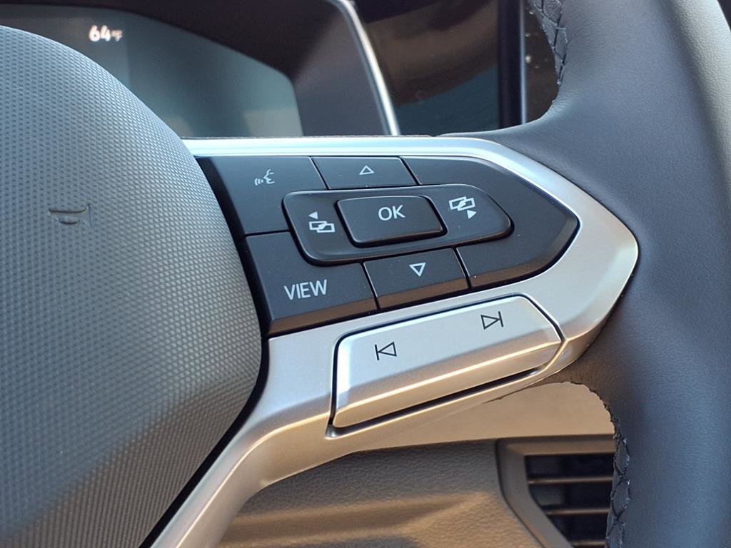 2025 Volkswagen Jetta SE photo 18