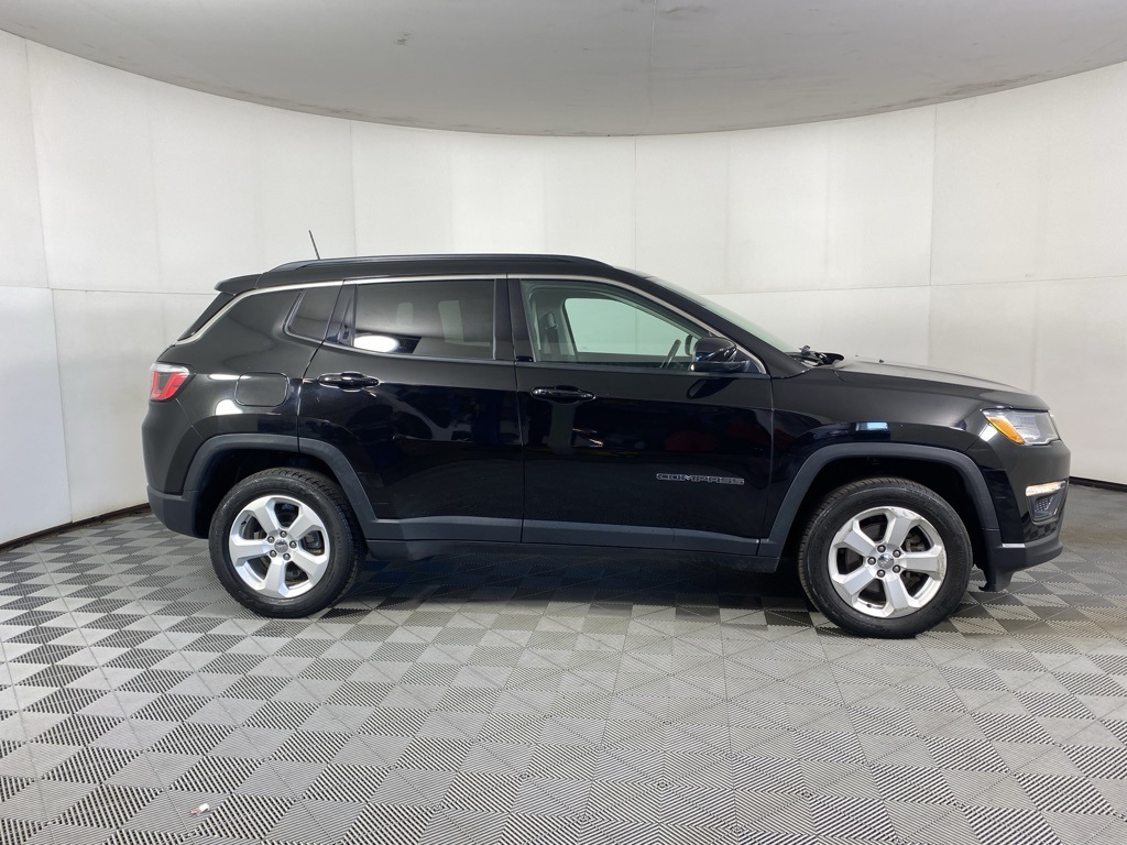 2019 Jeep Compass Latitude photo 8