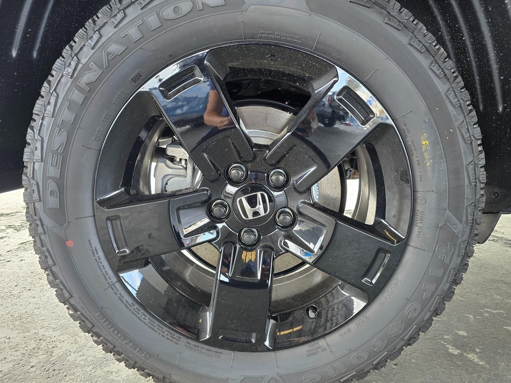 2025 Honda Ridgeline Black Edition photo 63