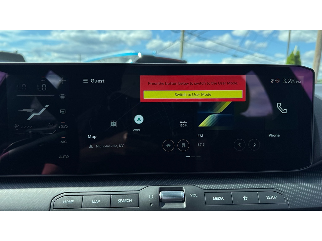 2025 Kia K4 GT-Line photo 16