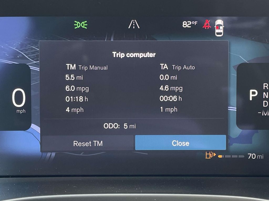 2026 Volvo XC40 AWD Plus photo 17