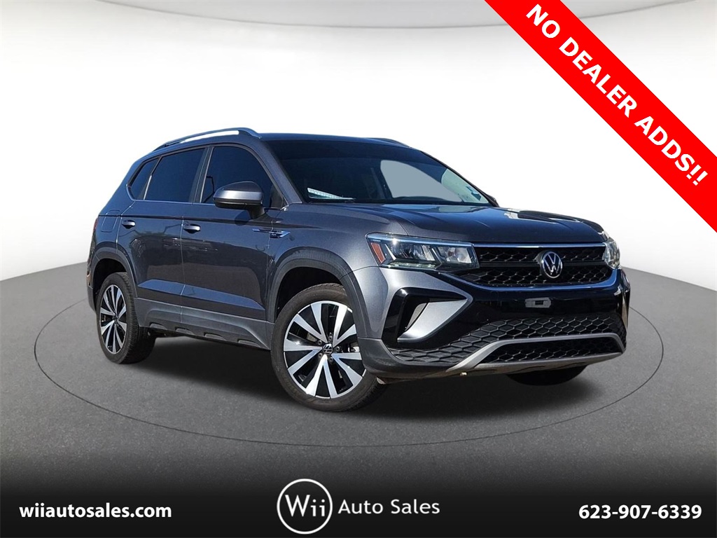 2022 Volkswagen Taos SE's photo