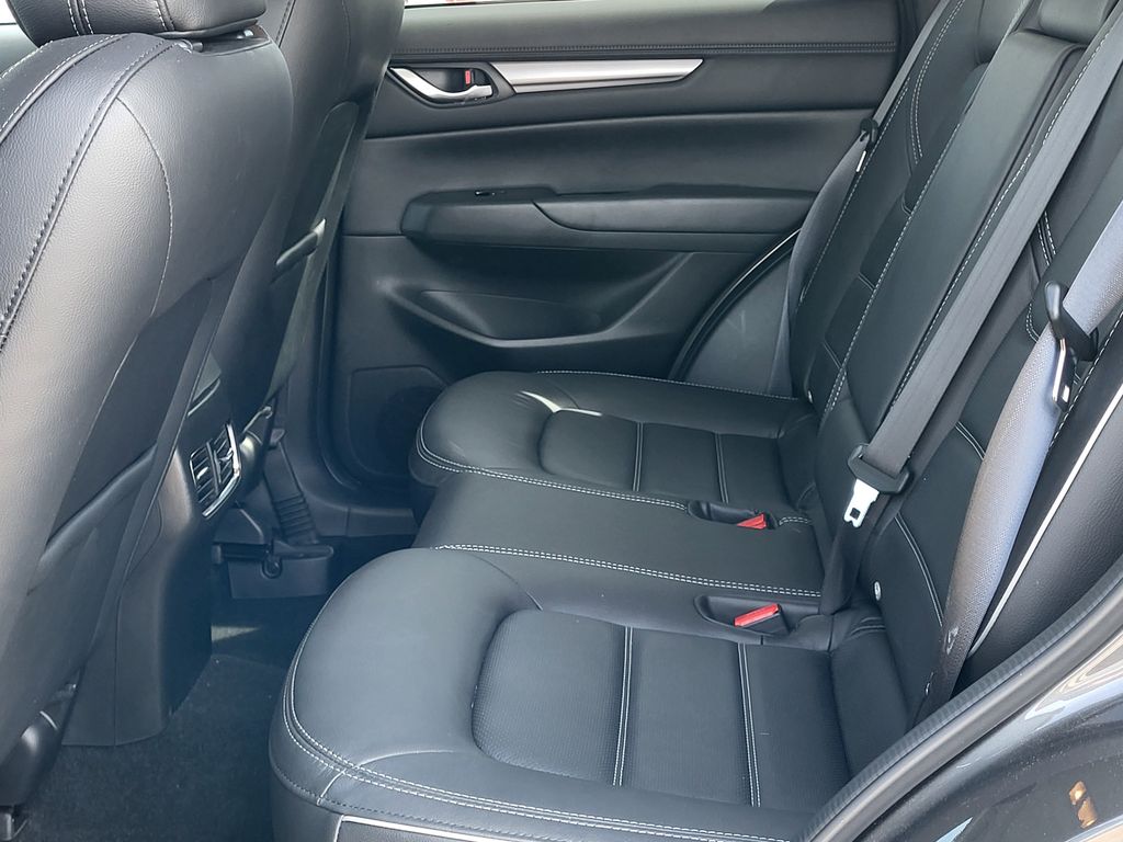 2024 Mazda CX-5 2.5 S Preferred photo 17