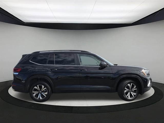 2026 Volkswagen Atlas SE photo 6