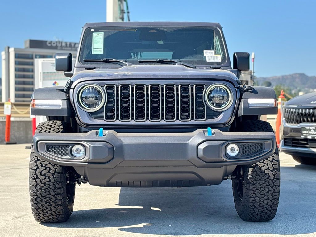 2025 Jeep Wrangler Rubicon 4xe photo 6
