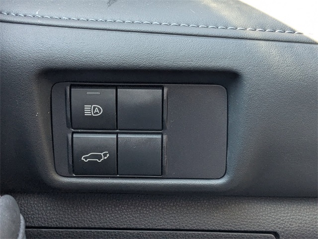 2022 Toyota Highlander XLE photo 21