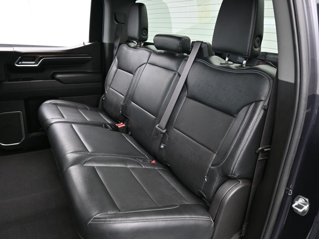 2023 Chevrolet Silverado 1500 LT photo 34
