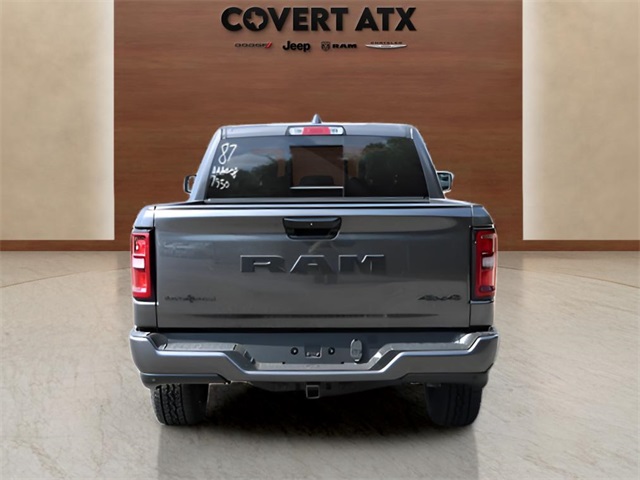 2025 Ram 1500 Big Horn Lone Star photo 4