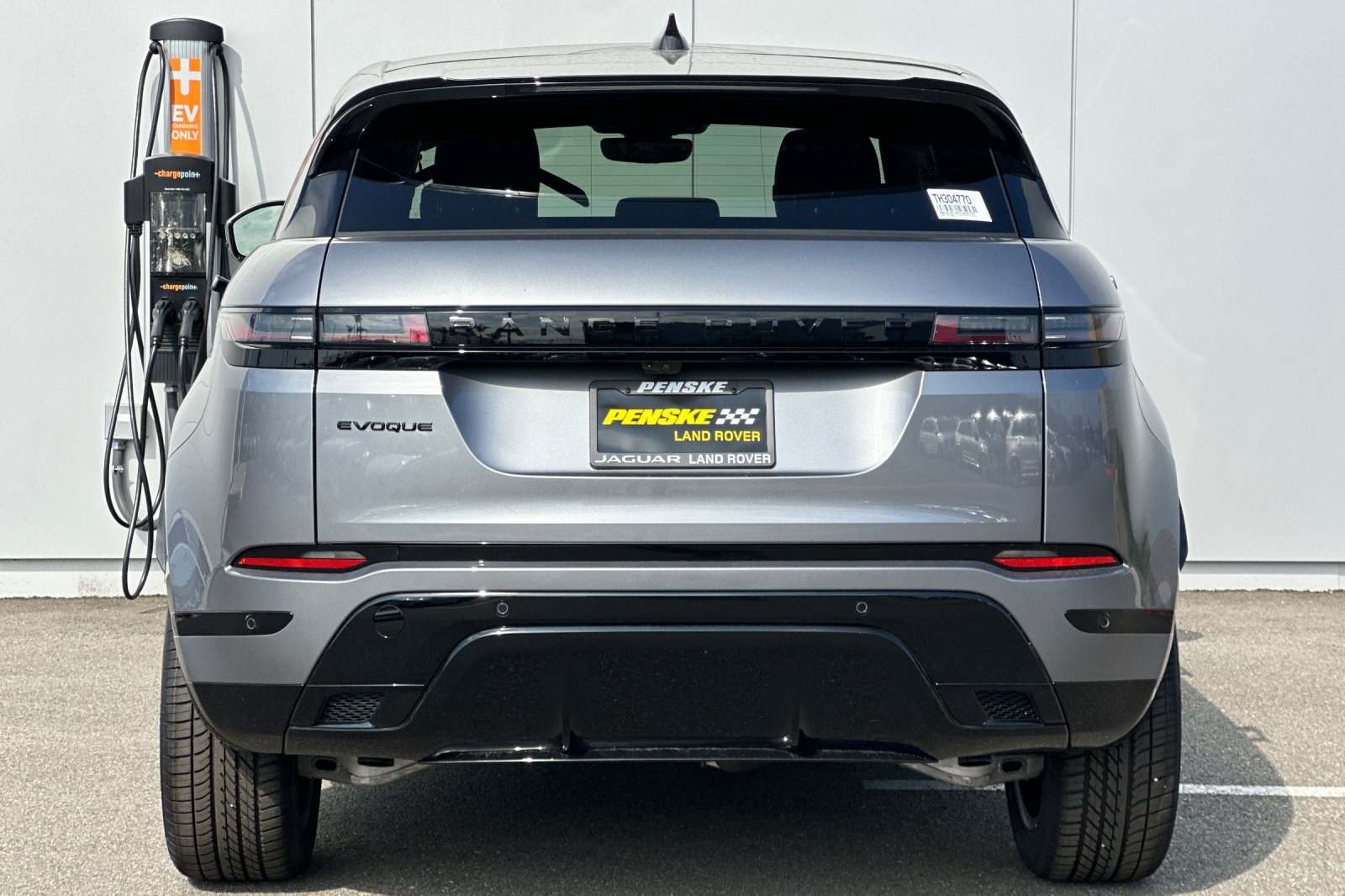 2026 Land Rover Range Rover Evoque Dynamic SE photo 3