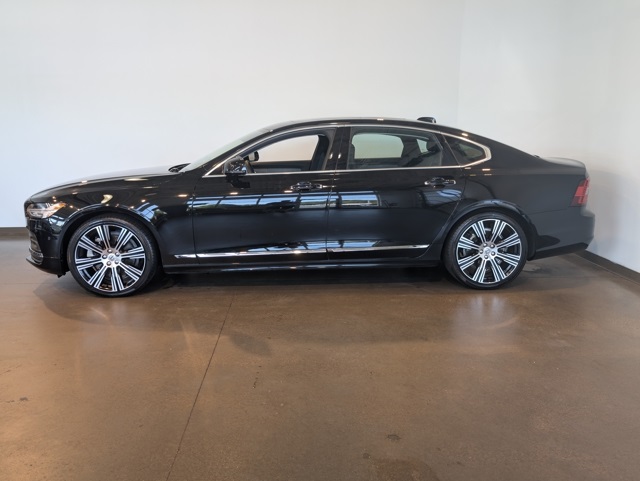 2022 Volvo S90 Inscription photo 3