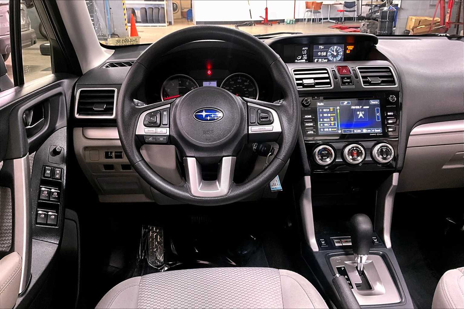 2018 Subaru Forester Premium photo 5