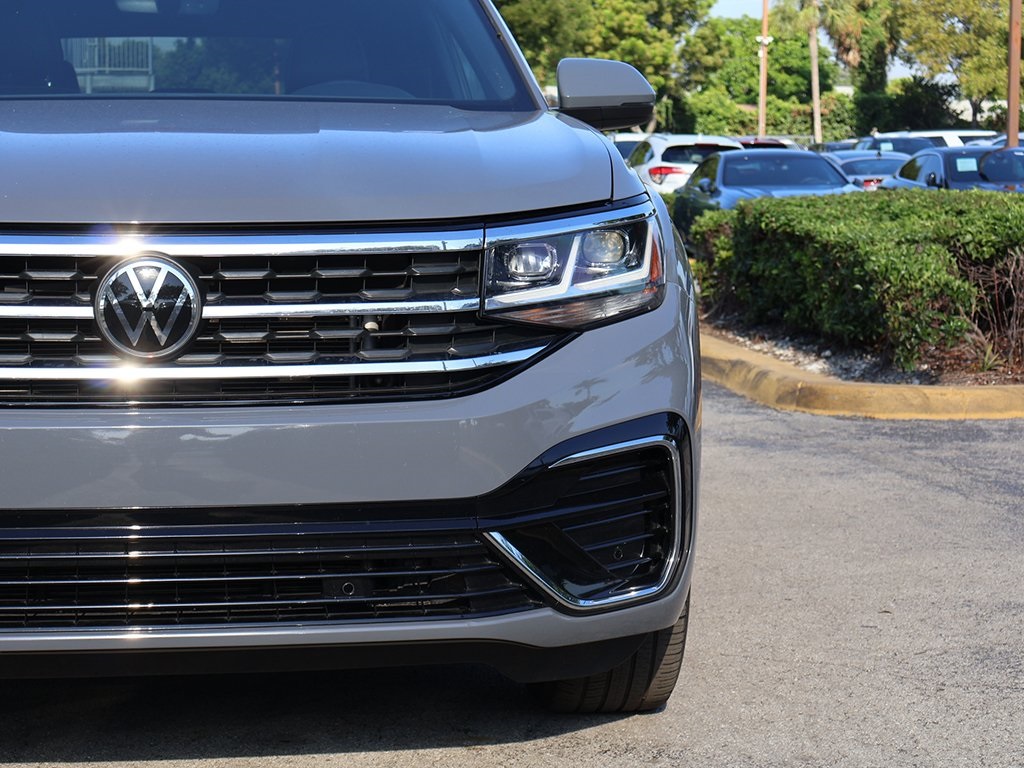 2021 Volkswagen Atlas Cross Sport V6 SE Technology R-Line photo 9