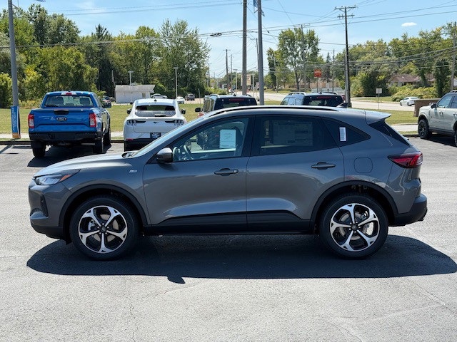 2025 Ford Escape ST-Line Select photo 4