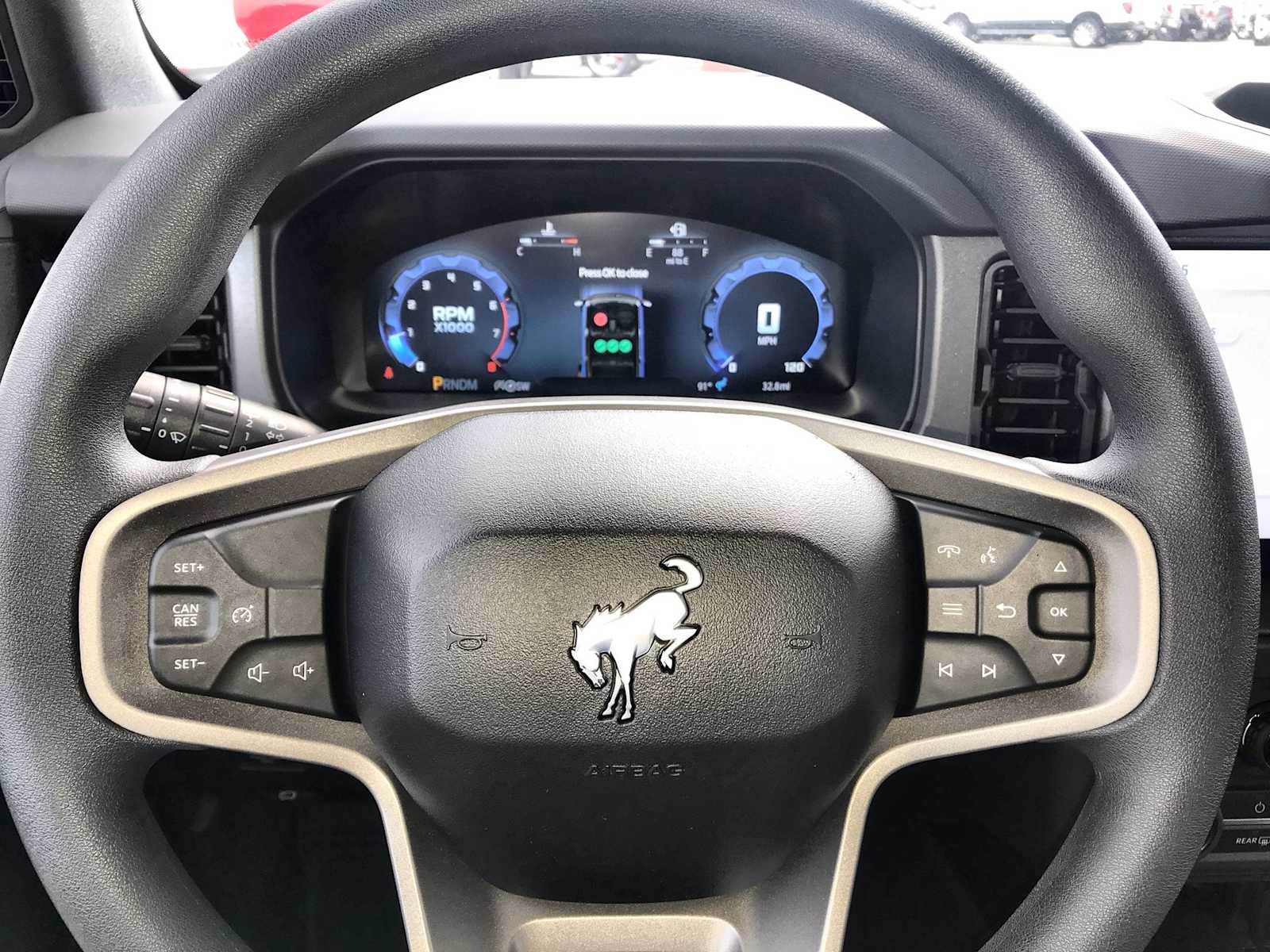 2025 Ford Bronco Base photo 14