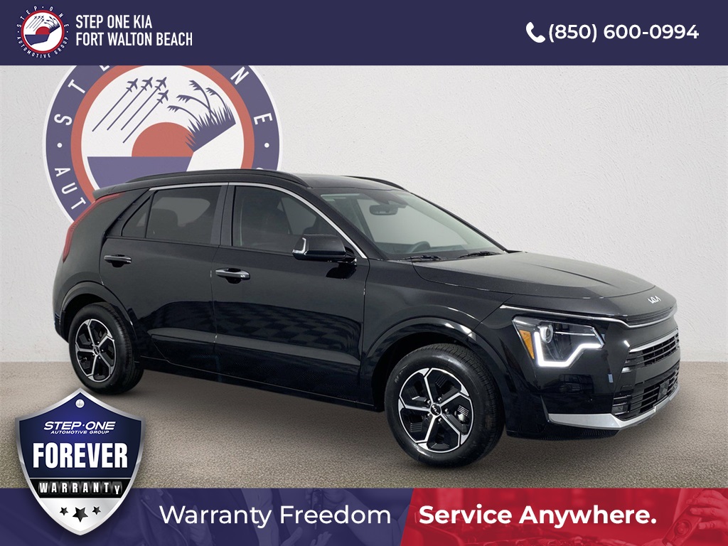 2025 Kia Niro SX's photo