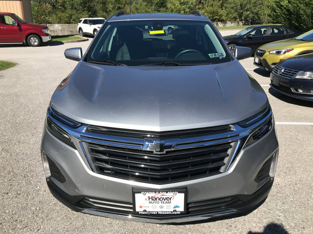 2023 Chevrolet Equinox LT photo 2