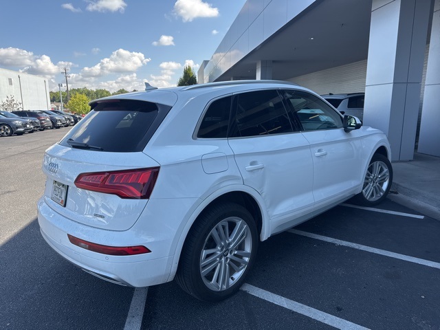 2019 Audi Q5 2.0T Premium Plus photo 3