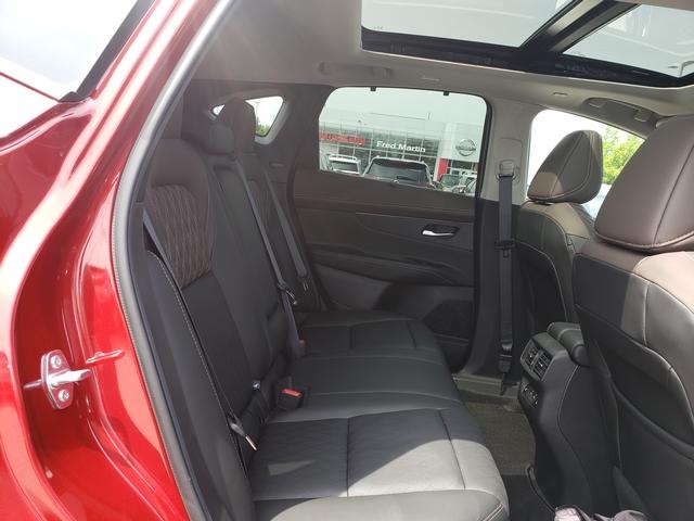 2025 Nissan Murano Platinum photo 15