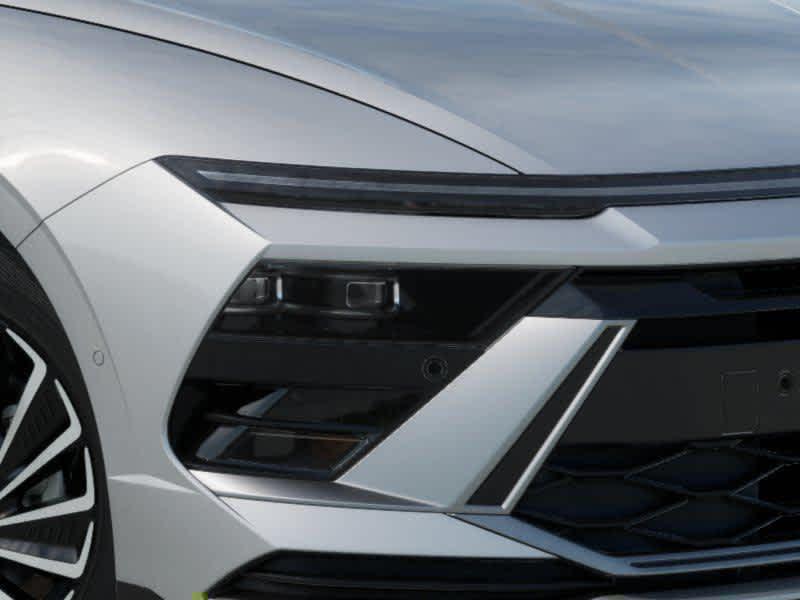 2025 Hyundai Sonata Hybrid Limited photo 5