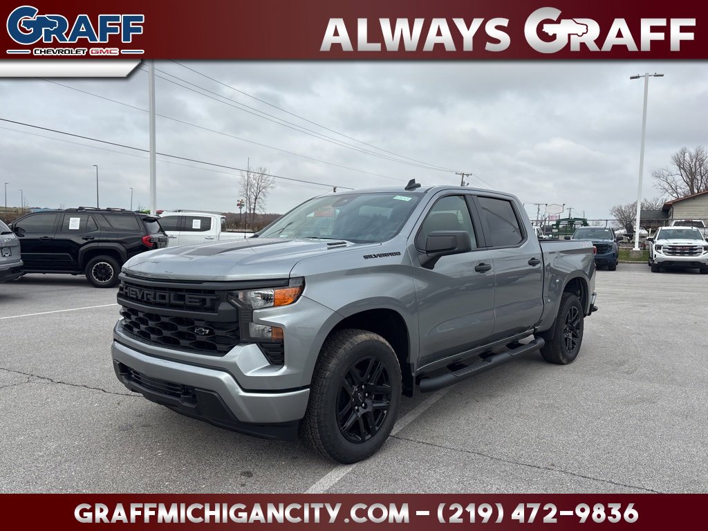 2026 Chevrolet Silverado Base's photo