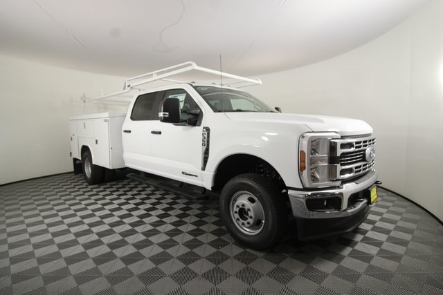 2025 Ford F-350 photo 4