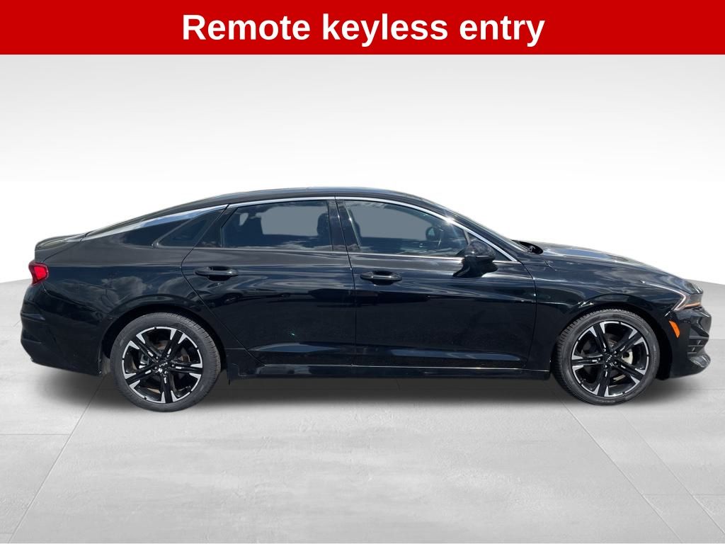 2022 Kia K5 GT-Line photo 6