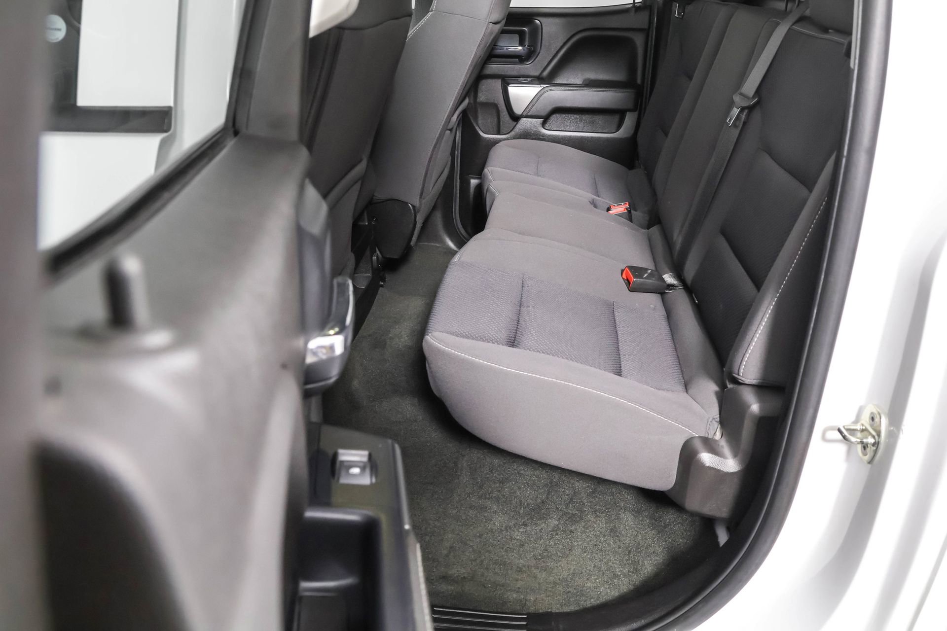 2018 Chevrolet Silverado 1500 LT photo 21