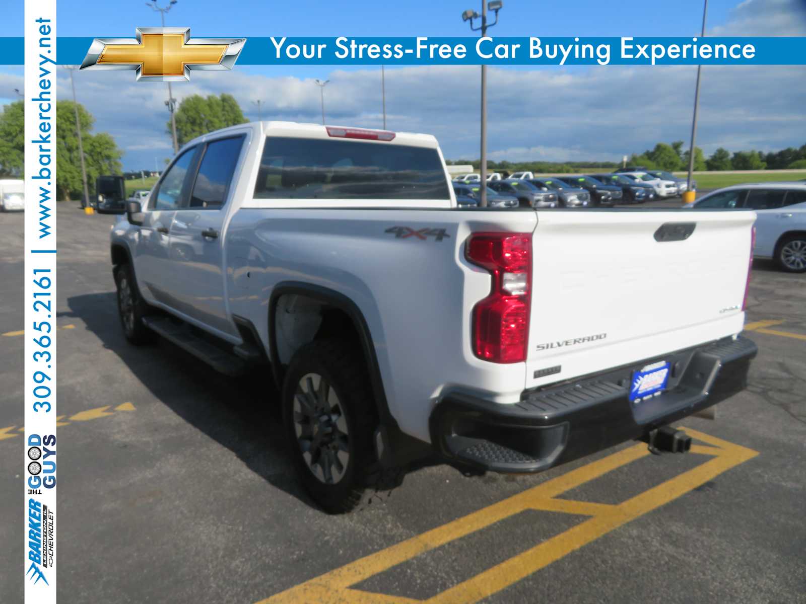 2022 Chevrolet Silverado 2500HD Custom photo 2