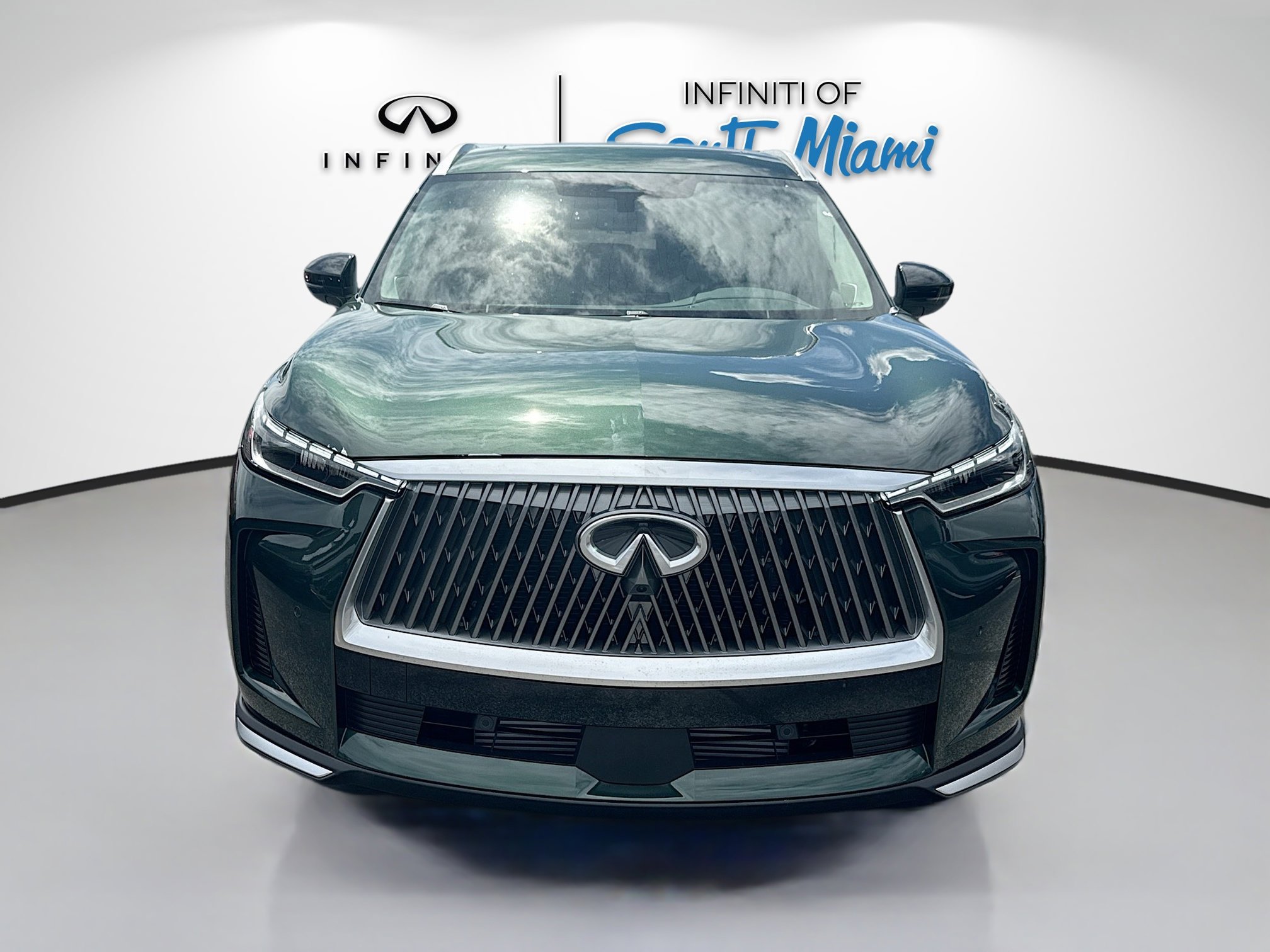 2026 Infiniti QX60 Luxe photo 2
