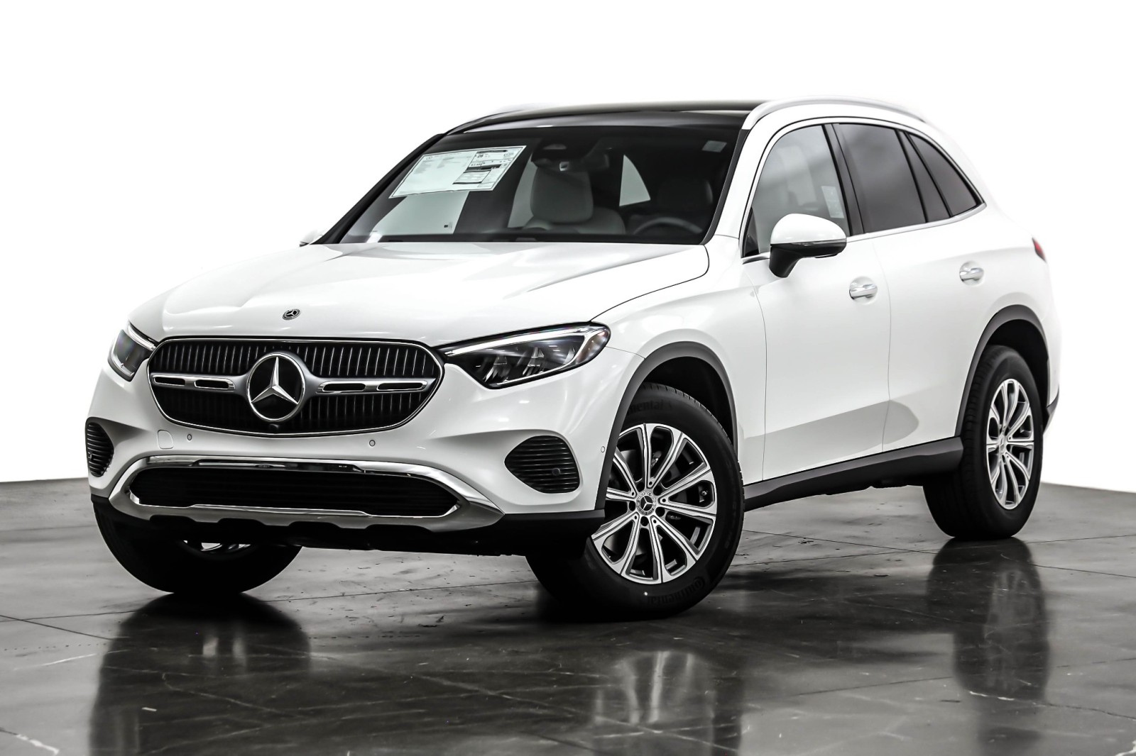 2026 Mercedes-Benz GLC Base's photo