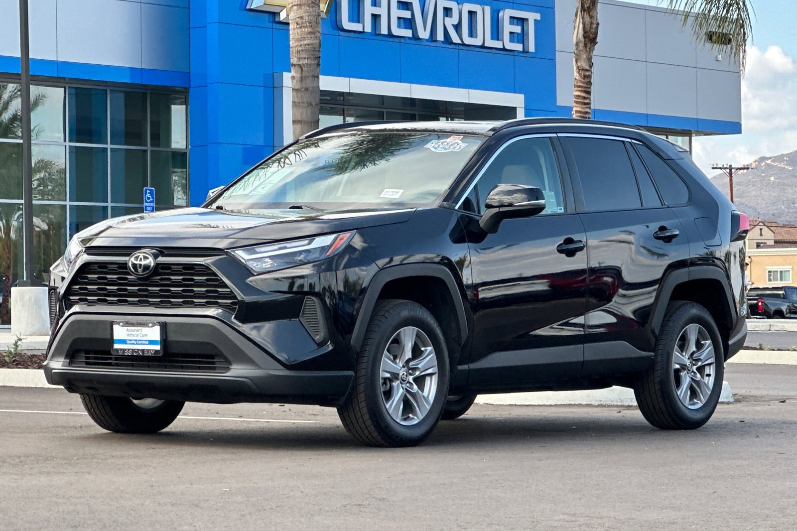 2022 Toyota RAV4 XLE photo 6