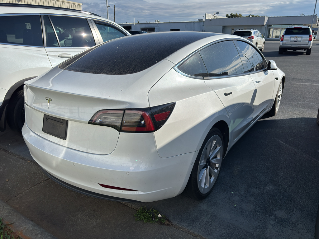 2022 Tesla Model 3 photo 3