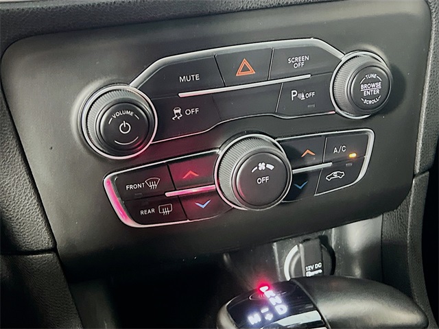 2022 Dodge Charger SXT photo 19