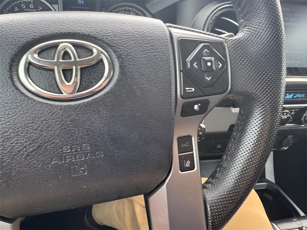 2023 Toyota Tacoma SR5 photo 13